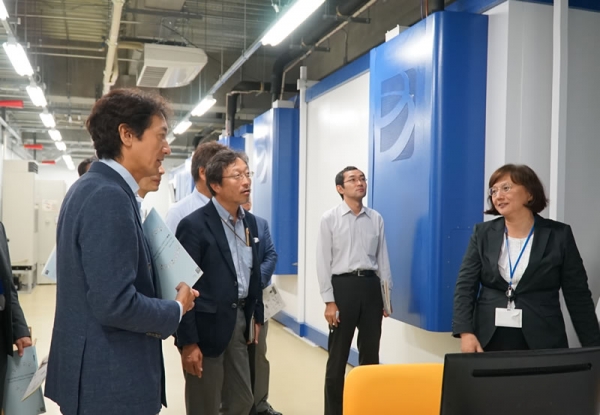 製品評価技術基盤機構（NITE）野田理事らが来訪｜東北メディカル・メガバンク機構